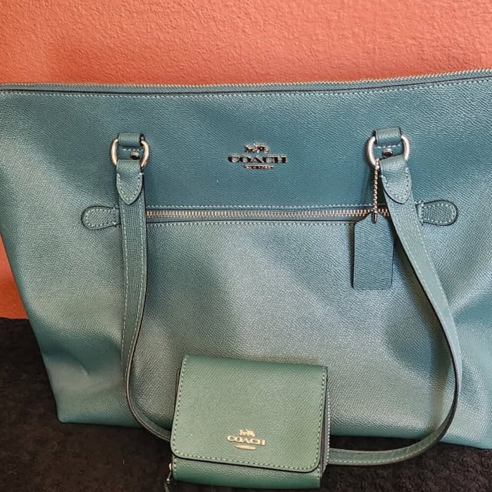 Coach Tote Bag Leather plus matching Wallet